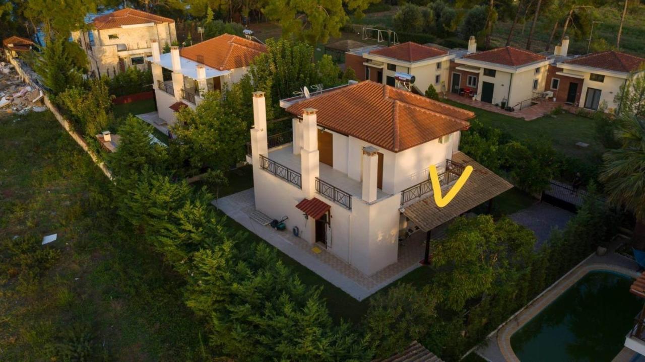 Villa-Danos Áfitos Extérieur photo