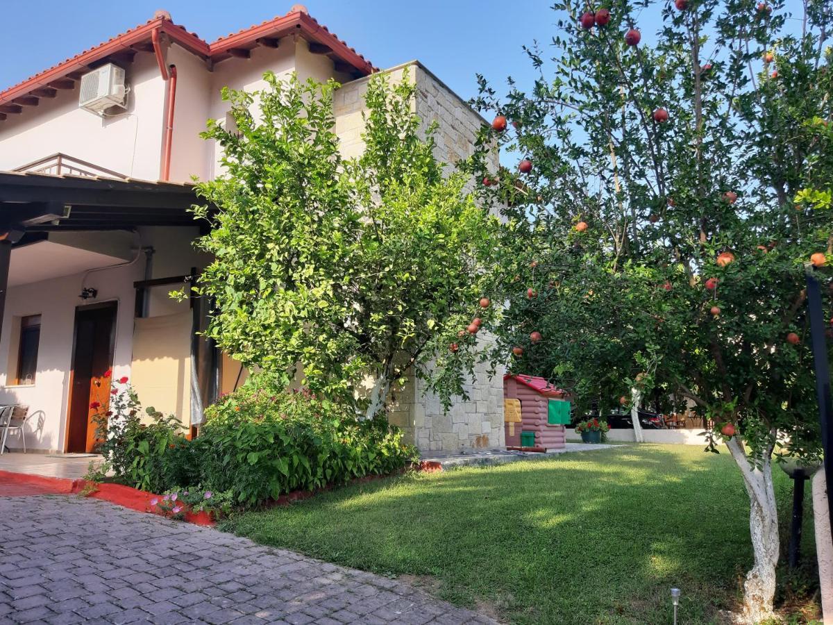 Villa-Danos Áfitos Extérieur photo